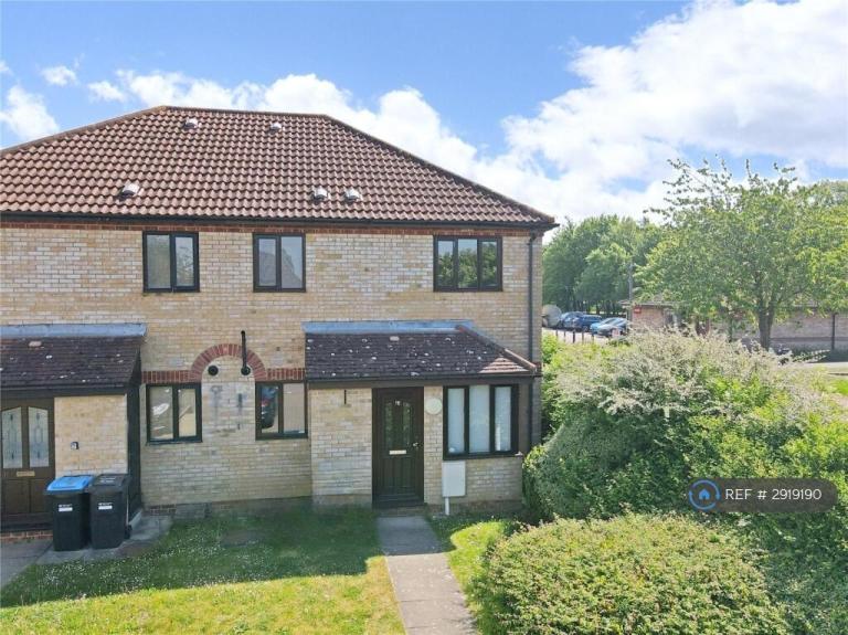 1 bedroom house in Groundsel Close, Walnut Tree, Milton Keynes, MK7 (1 bed) (#2919190)