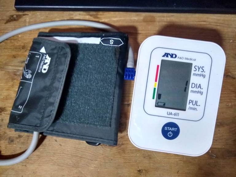 A&D medical ua-611 Arm Blood pressure monitor. 