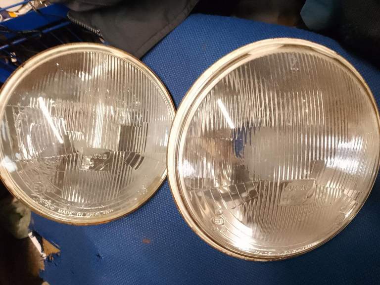 CLASSIC MINI GENUINE LUCAS HALEOGEN HEADLAMPS