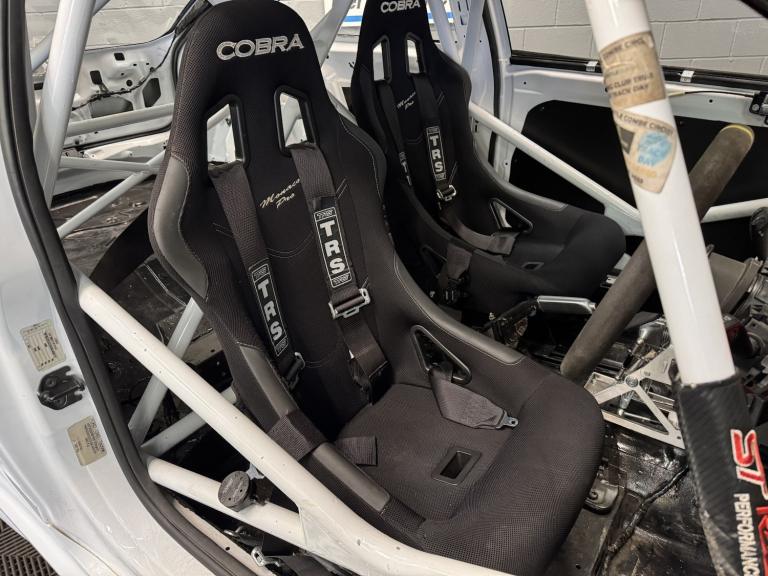 FORD FOCUS 2.5 RS White Manual Petrol 2009