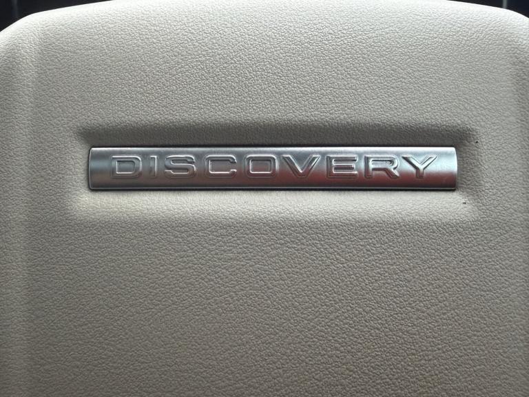 2017 Land Rover Discovery 3.0 TDV6 HSE Automatic 4WD Euro 6 5dr SUV Diesel Automatic