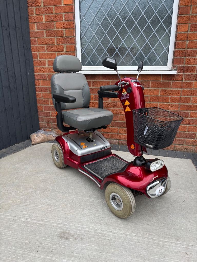 Mobility scooter sterling sapphire 4/6 mph 
