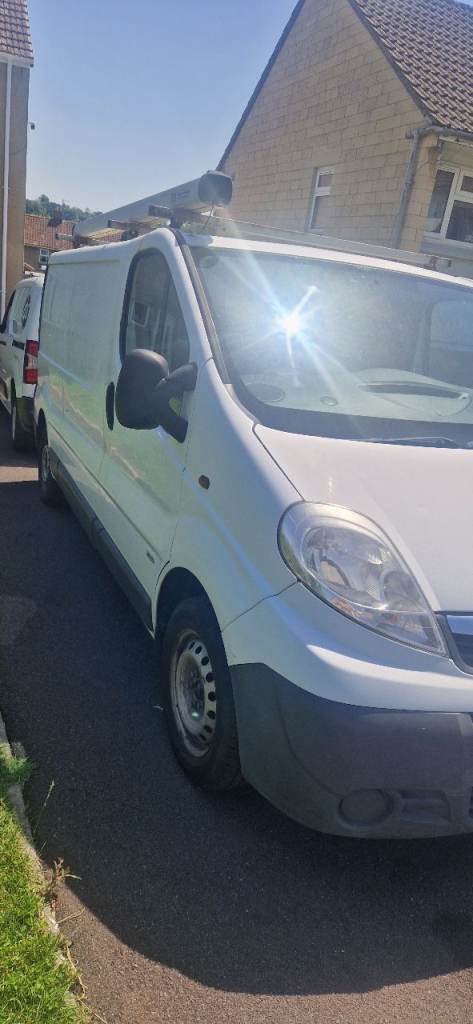 vauxhall vivaro Panel Van 2.0 2900 CDTi (2014)