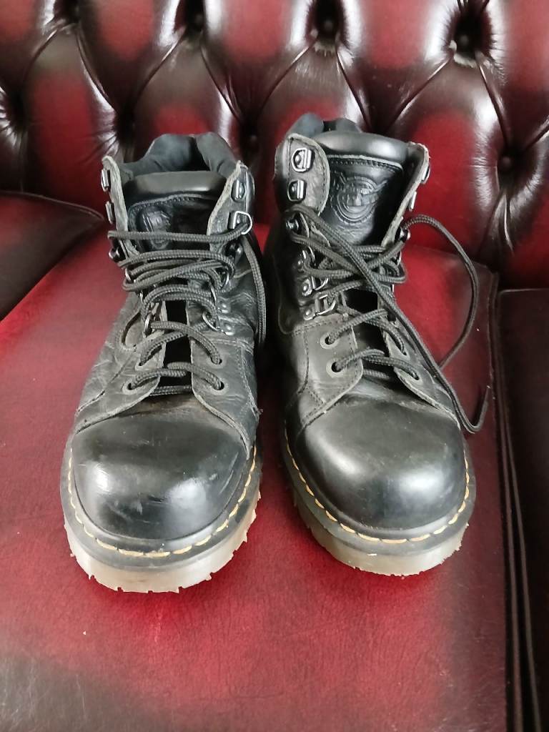 Dr Martin boots