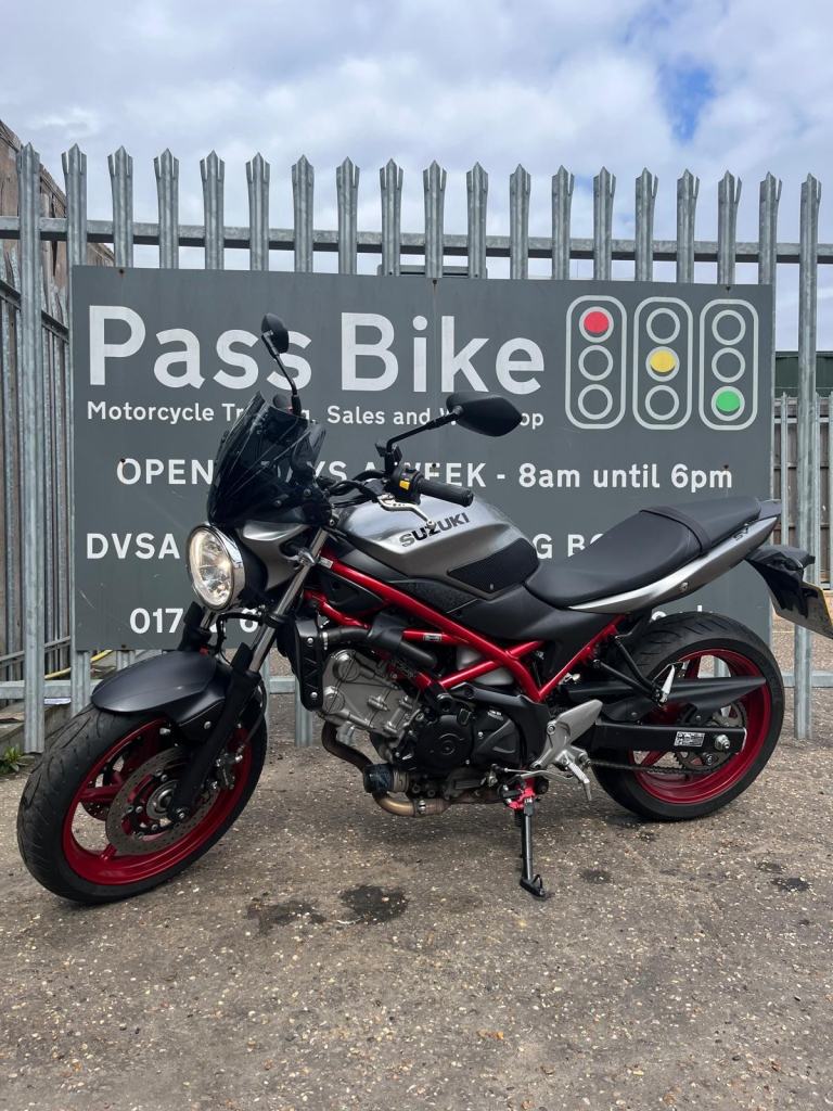 2019 Suzuki SV650 650cc V-Twin Commuter Motorcycle - Low Miles