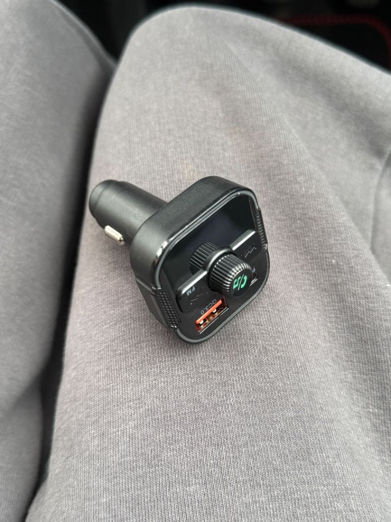 Car bluetooth Adaptor/connector