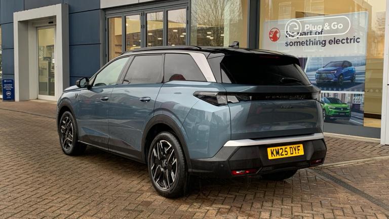 2025 Peugeot 5008 1.2 HYBRID GT SUV 5dr Petrol Hybrid e-DSC6 Euro 6 (s/s) (136 ps) SUV Hybrid Aut...