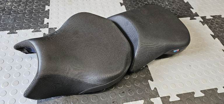 Sargent World Sport Performance Seat Set for BMW R1200GS LC / R1250GS 