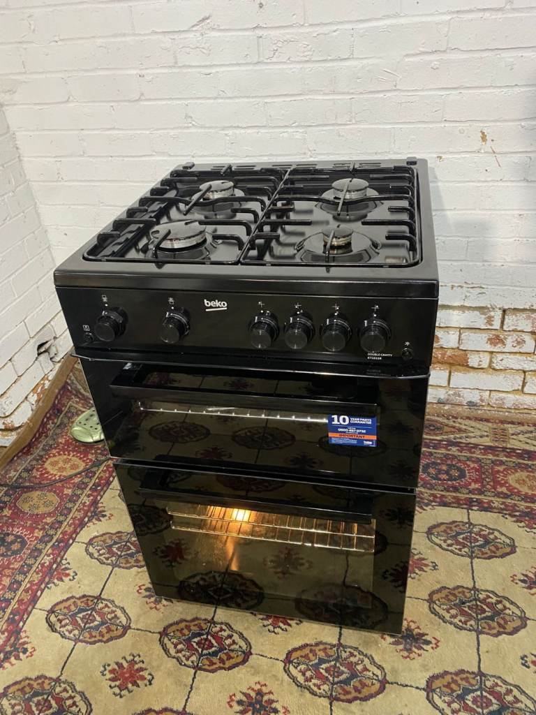 FREE DELIVERY Beautiful Almost New 60CM Black Gas Cooker 