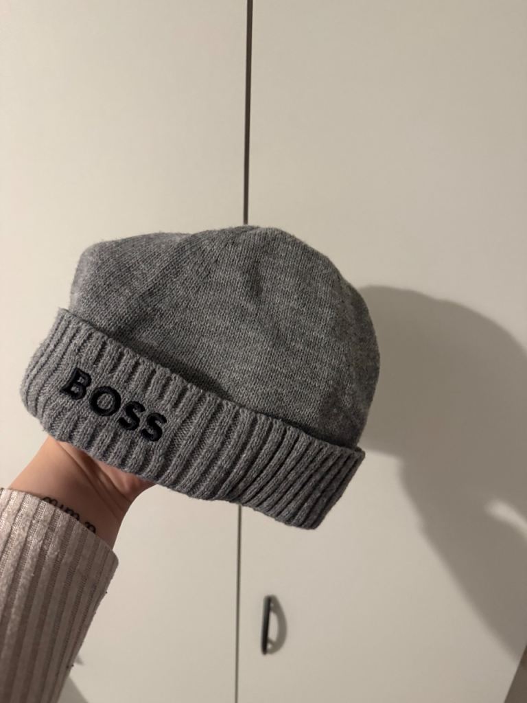 Hugo boss grey beanie hat 
