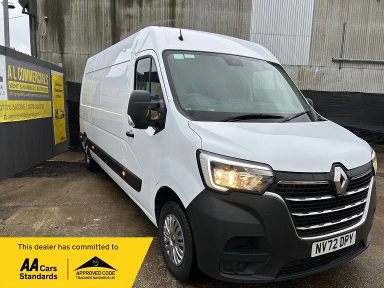 2022 Renault Master LM35dCi 135 Business+ Medium Roof Van PANEL VAN Diesel Manual