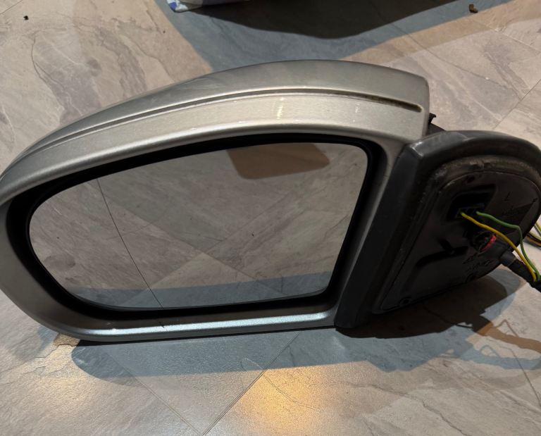 2007 MERCEDES C180 Coupe AUTO LEFT PASSENGER WING MIRROR 