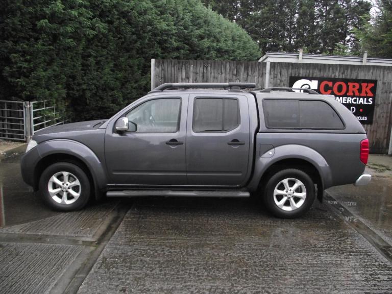 2012 Nissan Navara Double Cab Pick Up Tekna 2.5dCi 190 4WD PICK UP Diesel Manual