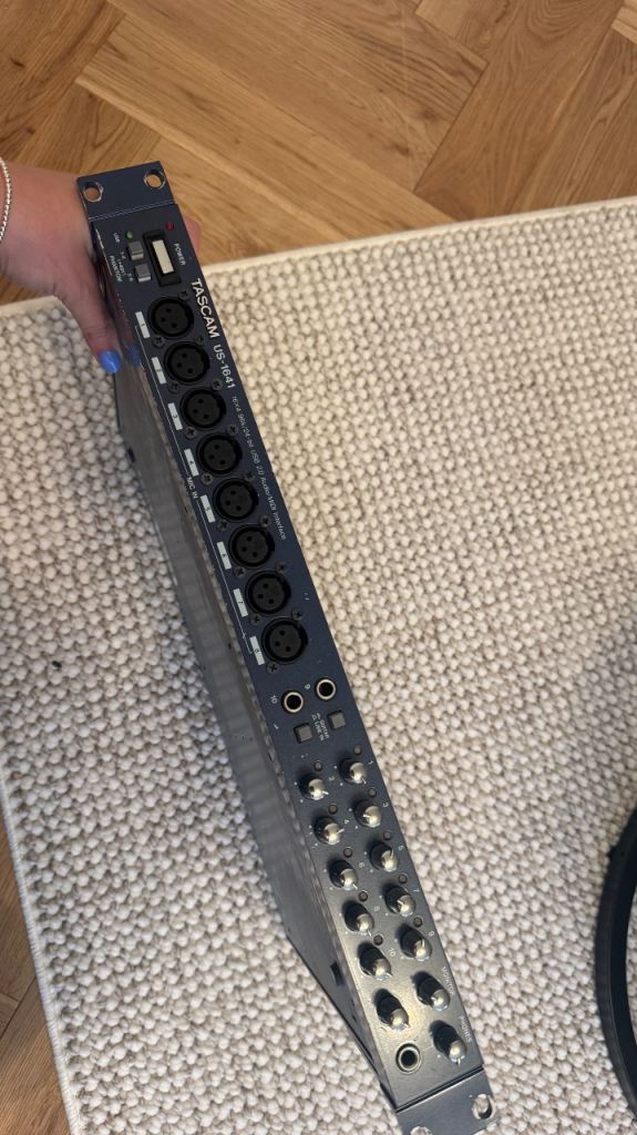 TASCAM M-164FX Studio Mixer / Preamp - Good Condition