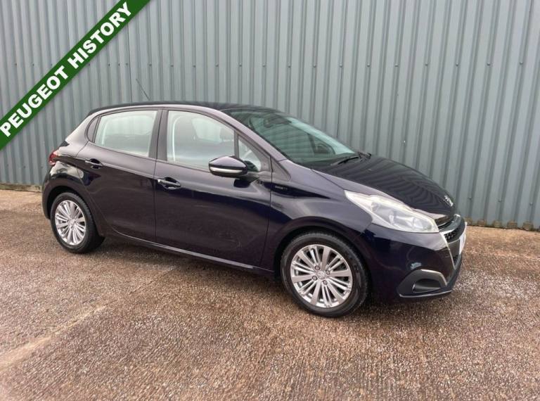 2019 Peugeot 208 1.2 PureTech Signature Hatchback 5dr Petrol Manual Euro 6 (s/s) (82 ps) Hatchbac...