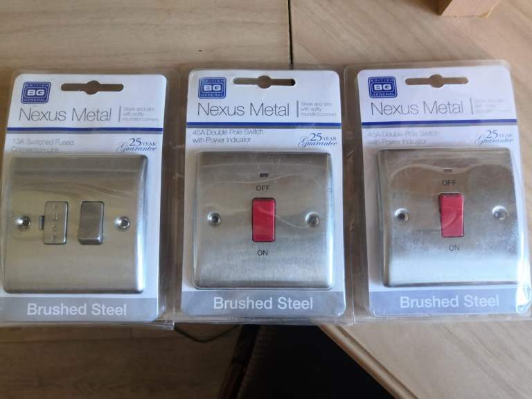  Fuse Spur BG Nexus Brushed Steel NEW 