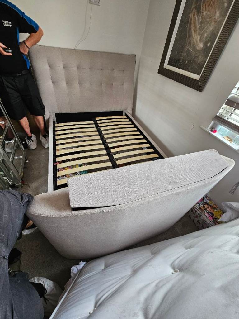 BARGAIN. 4'6" TV bed.  NEW c £1600. 12 months' old.  Too big for my bedroom. Reluctant sale