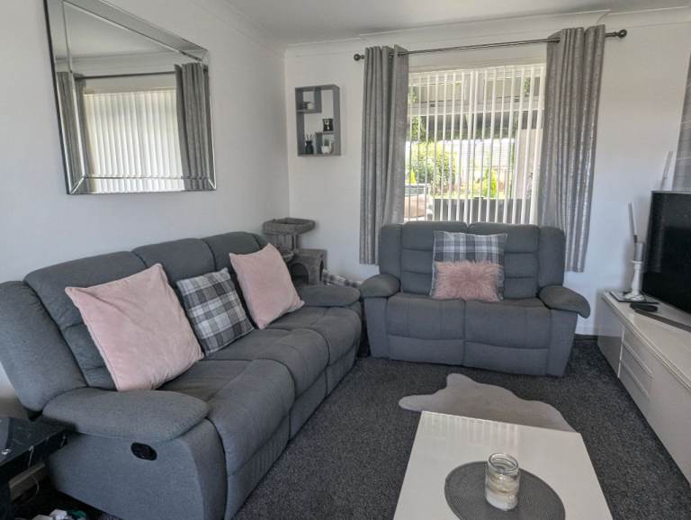 3+2 seater recliner sofas 