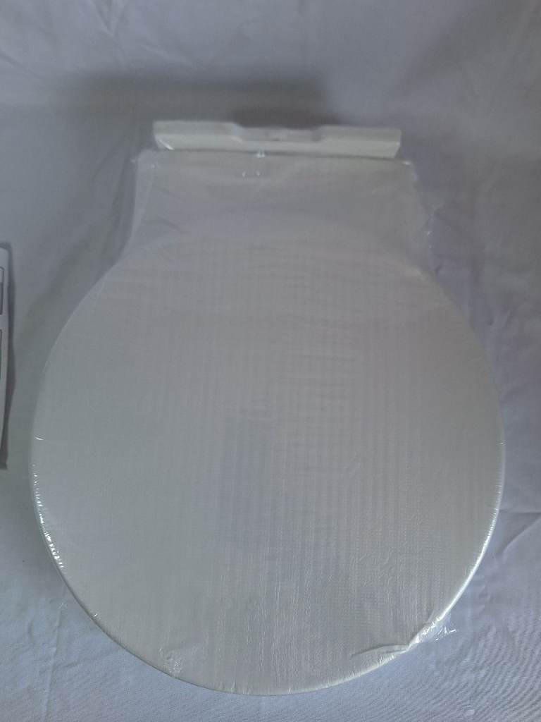 Universal Toilet Seat White Plastic Slow Close 46x39x5.5
