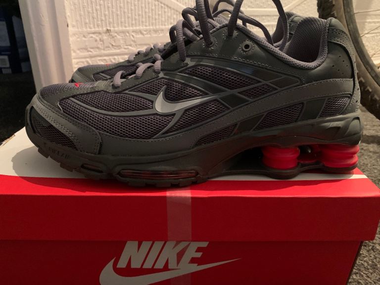 Nike air shoxs 