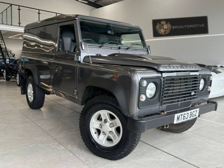 2013 Land Rover Defender 2.2 TDCi Hard Top SUV 3dr Diesel Manual 4WD MWB Euro 5 (122 ps) SUV Dies...