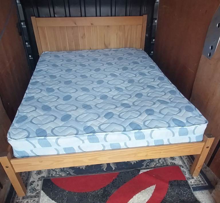 Double bed