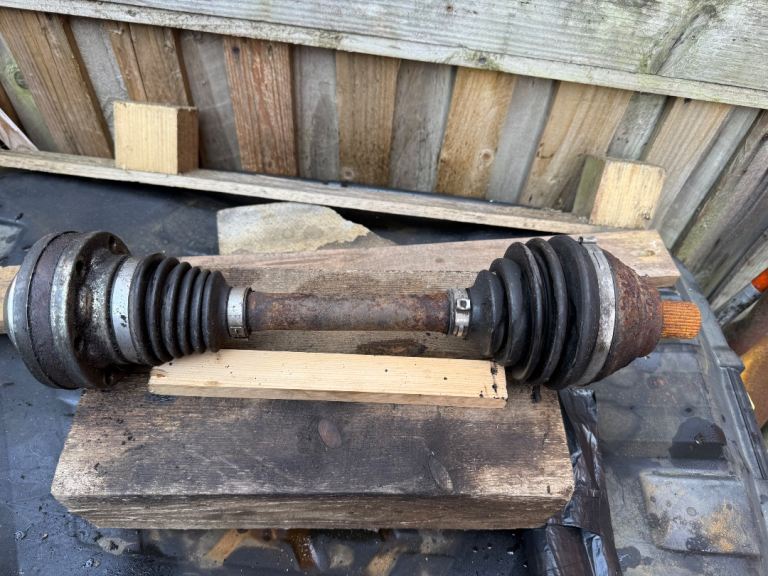 Vw golf gtd mk7 /7.5 n/s driveshaft 