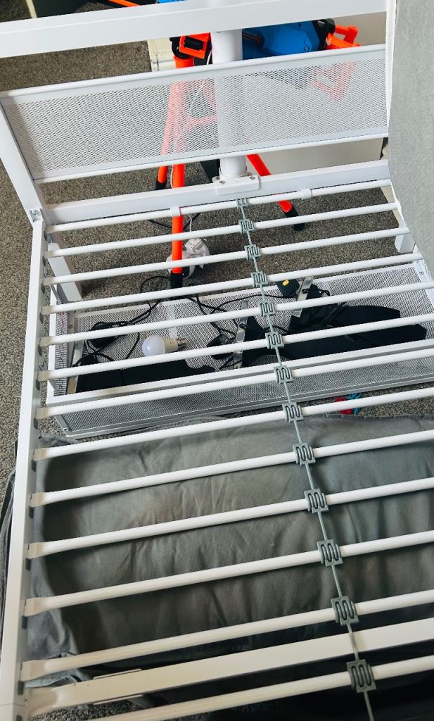 X Rocker White Metal Gaming Bed Frame - Single Size, Fair Condition