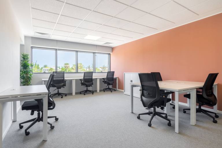 London - N1 9PP \ Private Office for 3 Workstations