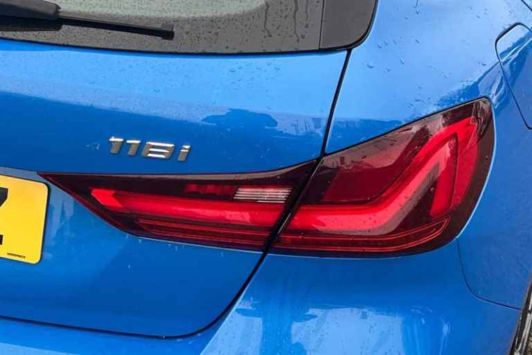 2021 BMW 1 Series 1.5 118i M Sport (LCP) Hatchback 5dr Petrol DCT Euro 6 (s/s) (136 ps) Hatchback...