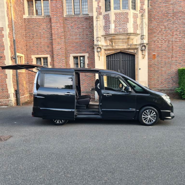 2014 Nissan Serena S-Hybrid low mileage HighWay Star ULEZ FREE NOT Elgrand Estima Stepwagon Voxy