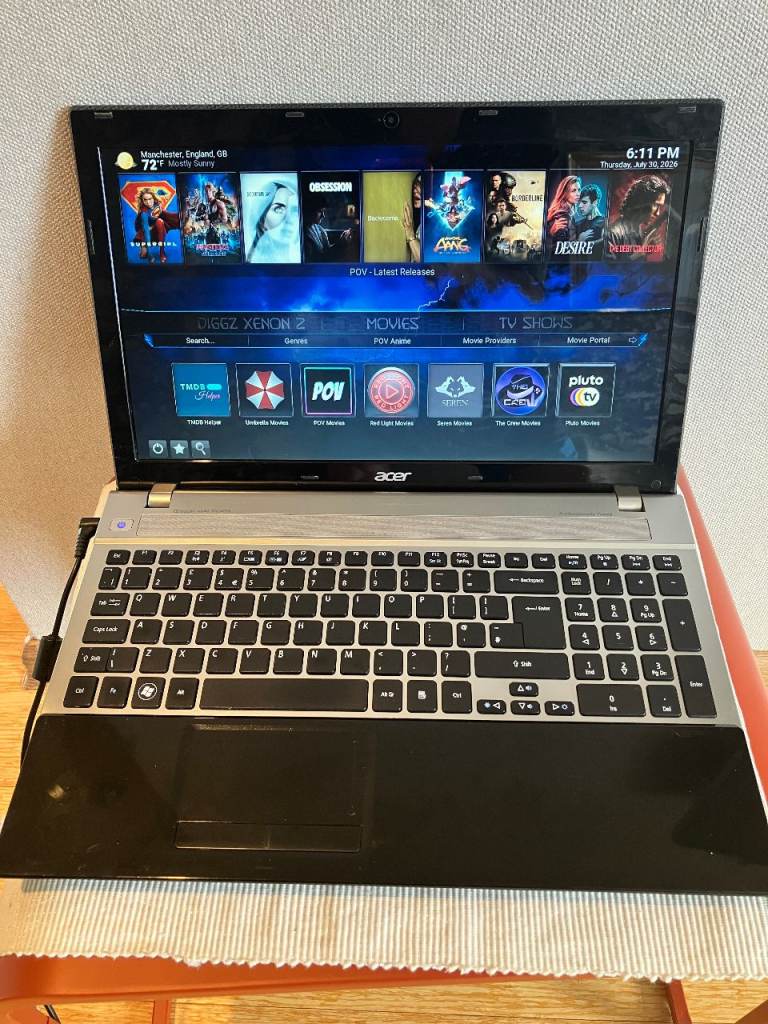 Acer aspire V3 15.6" i5 3230M @ 2.600Ghz RETRO gaming laptop with 5621 retro games & Kodi player