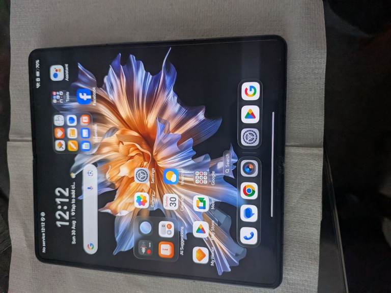 Honor Magic Vs 512GB Foldable Phone - Black, As Good As New