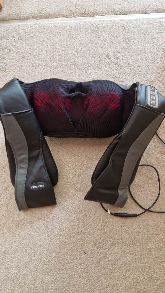 Neck and Shoulder Massager with Heat – Good Condition