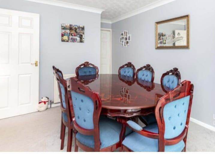 Beautiful Italian style dining set