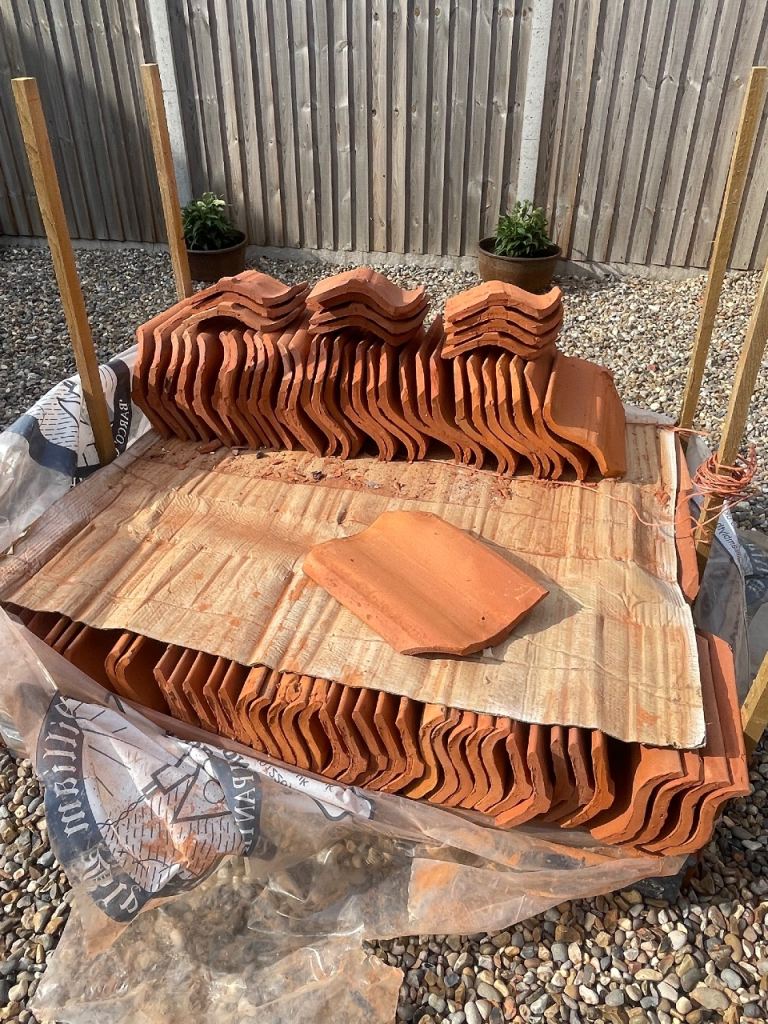 Roof tiles