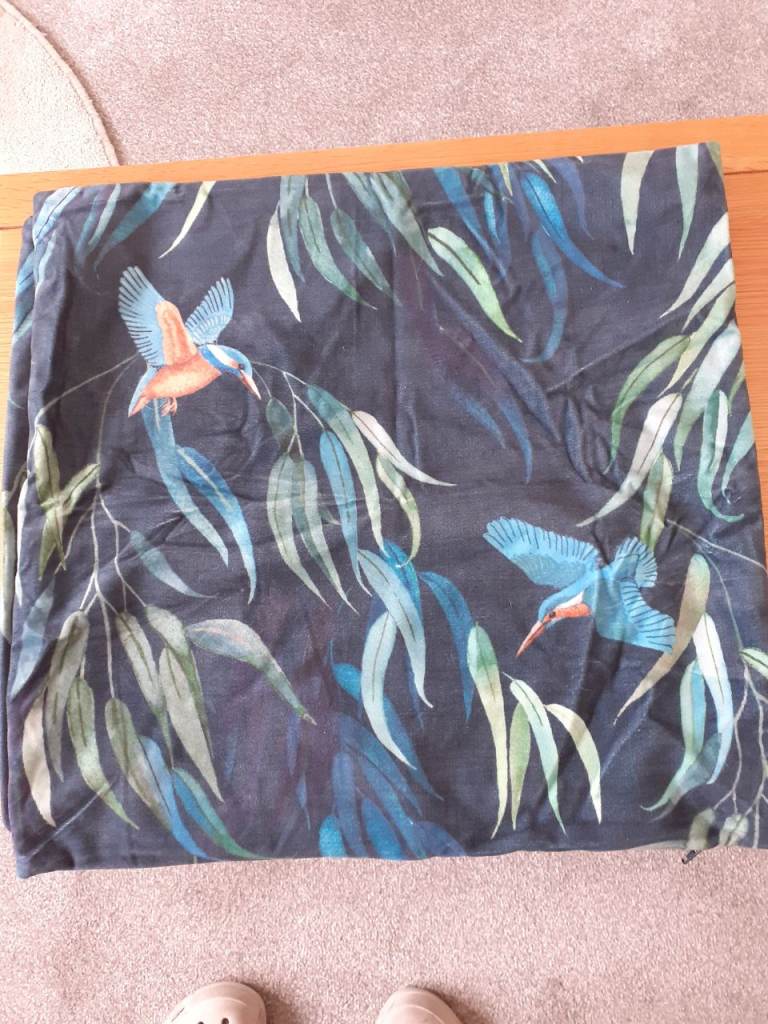 3 pairs of curtains  Reduced