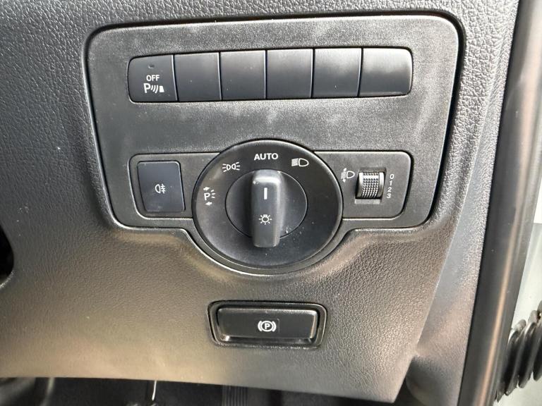 2020 Mercedes-Benz Vito 114CDI Pure Van PANEL VAN DIESEL Manual