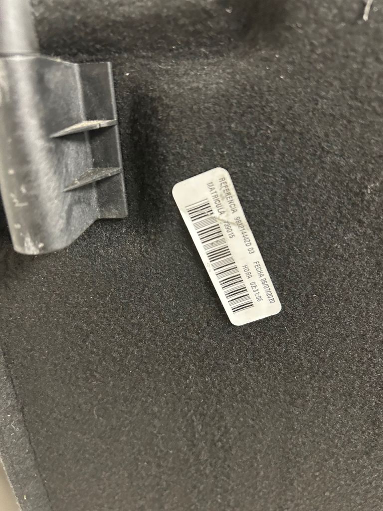Vauxhall combo van parcel shelf.