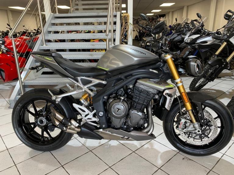 Triumph Speed Triple 1200 RS 2021 