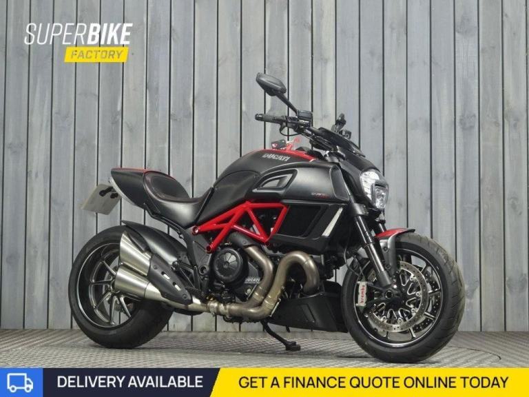 2015 15 DUCATI DIAVEL CARBON