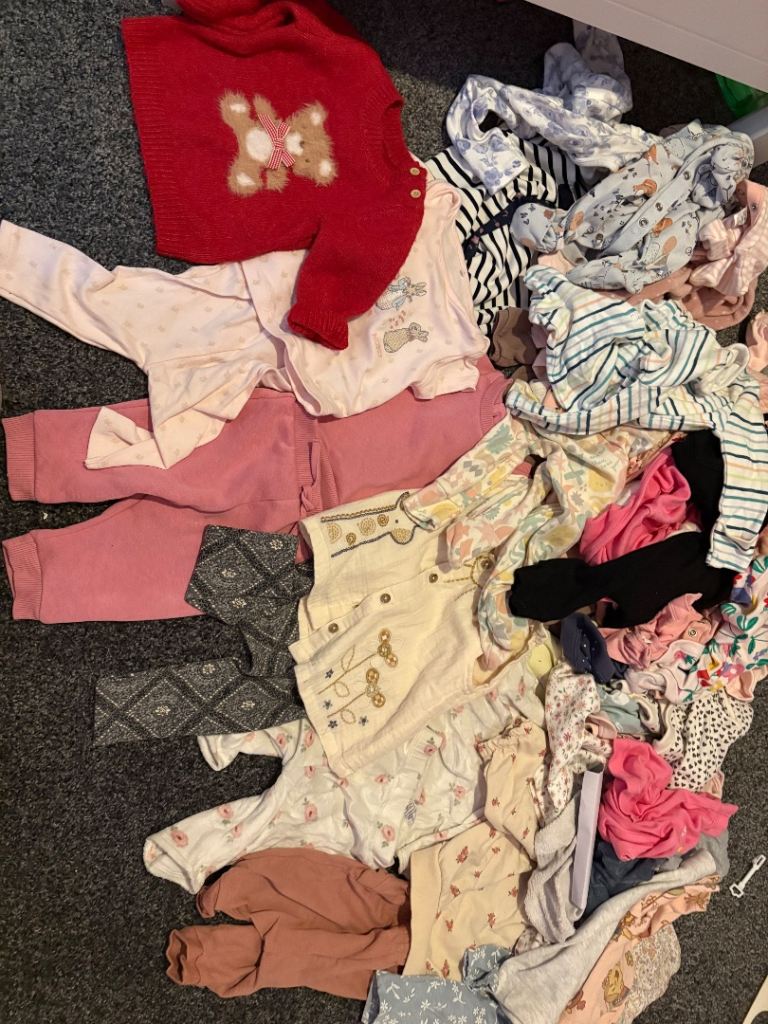 Huge new born to 0-3 baby girls bundle 