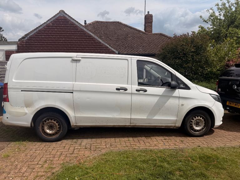 Mercedes-Benz, VITO, Panel Van, 2017, Manual, 1598 (cc)