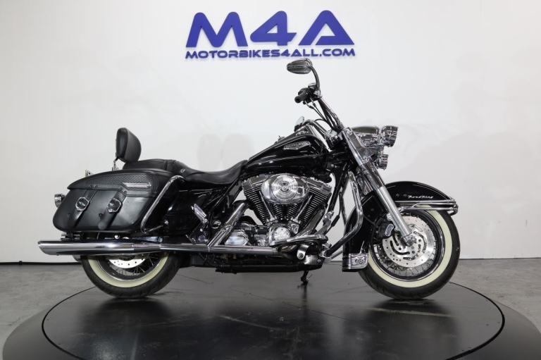 HARLEY DAVIDSON ROAD KING CLASSIC 2005