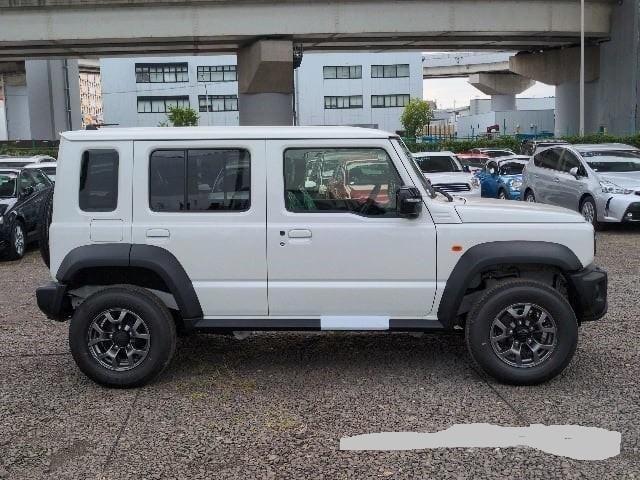 Reserved deposit received!!!!!SUZUKI JIMNY 1.5 auto 5 door 2025 4wdWhite