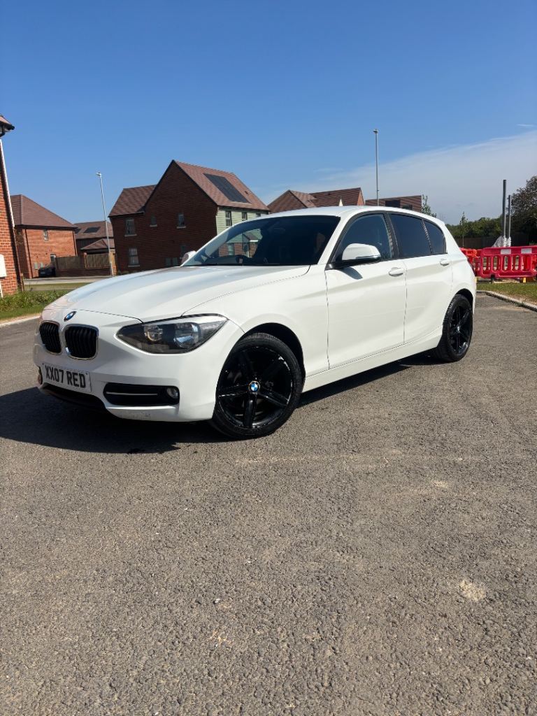 BMW, 1 SERIES, Hatchback, 2015, Manual, 1598 (cc), 5 doors