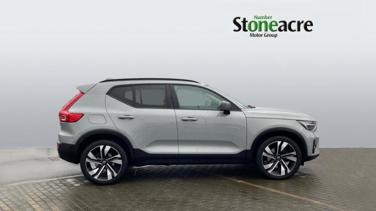 2024 Volvo XC40 2.0 B3P Ultra Dark 5dr Auto ESTATE PETROL Automatic