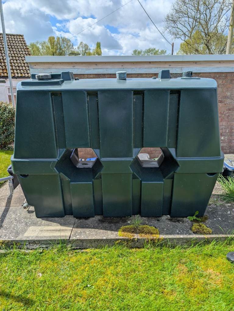 Oil Tank 1220L
