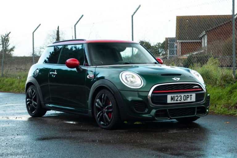 2015 MINI Hatch 2.0 John Cooper Works 3dr HATCHBACK PETROL Manual