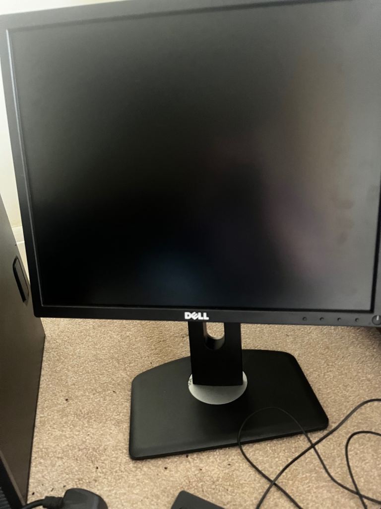 Complete set of 19in Monitor and HP 8300 SFF Quad Core i5-3470 8GB Desktop PC Computer (Renewed)